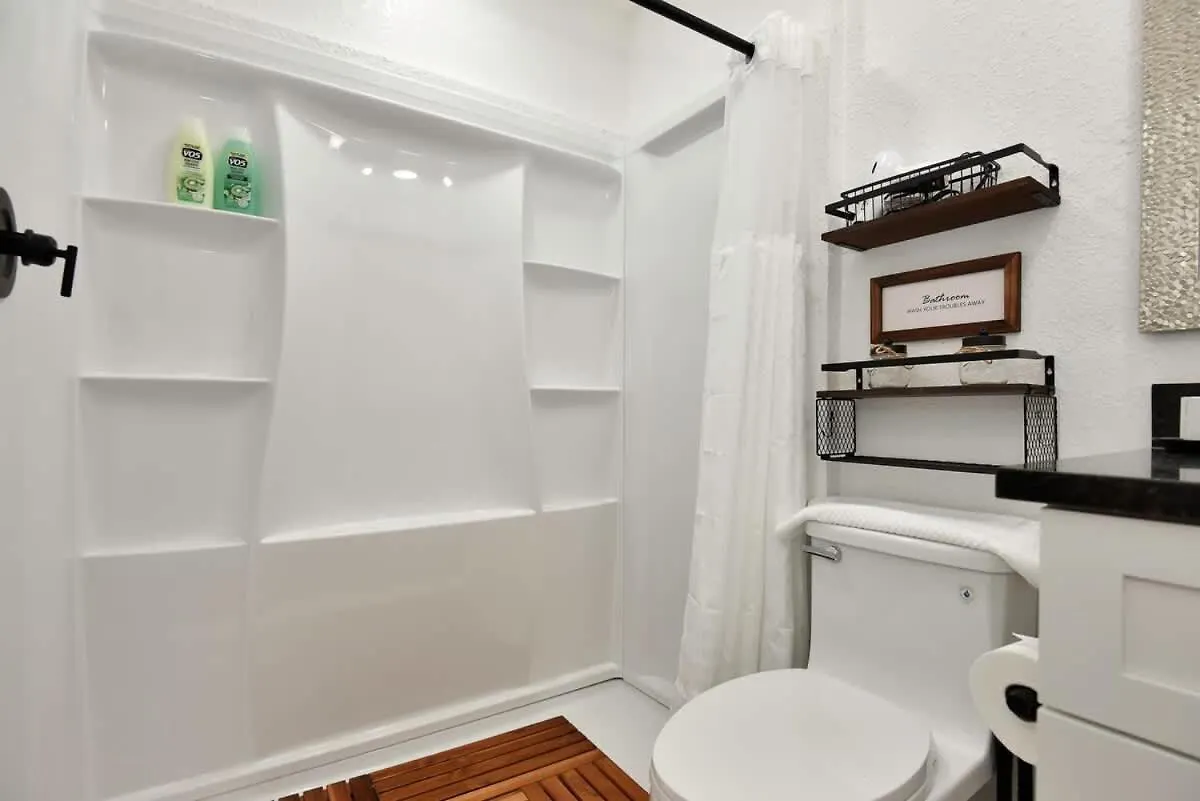Appartement Modern King Suite Steps To Daytona Beach