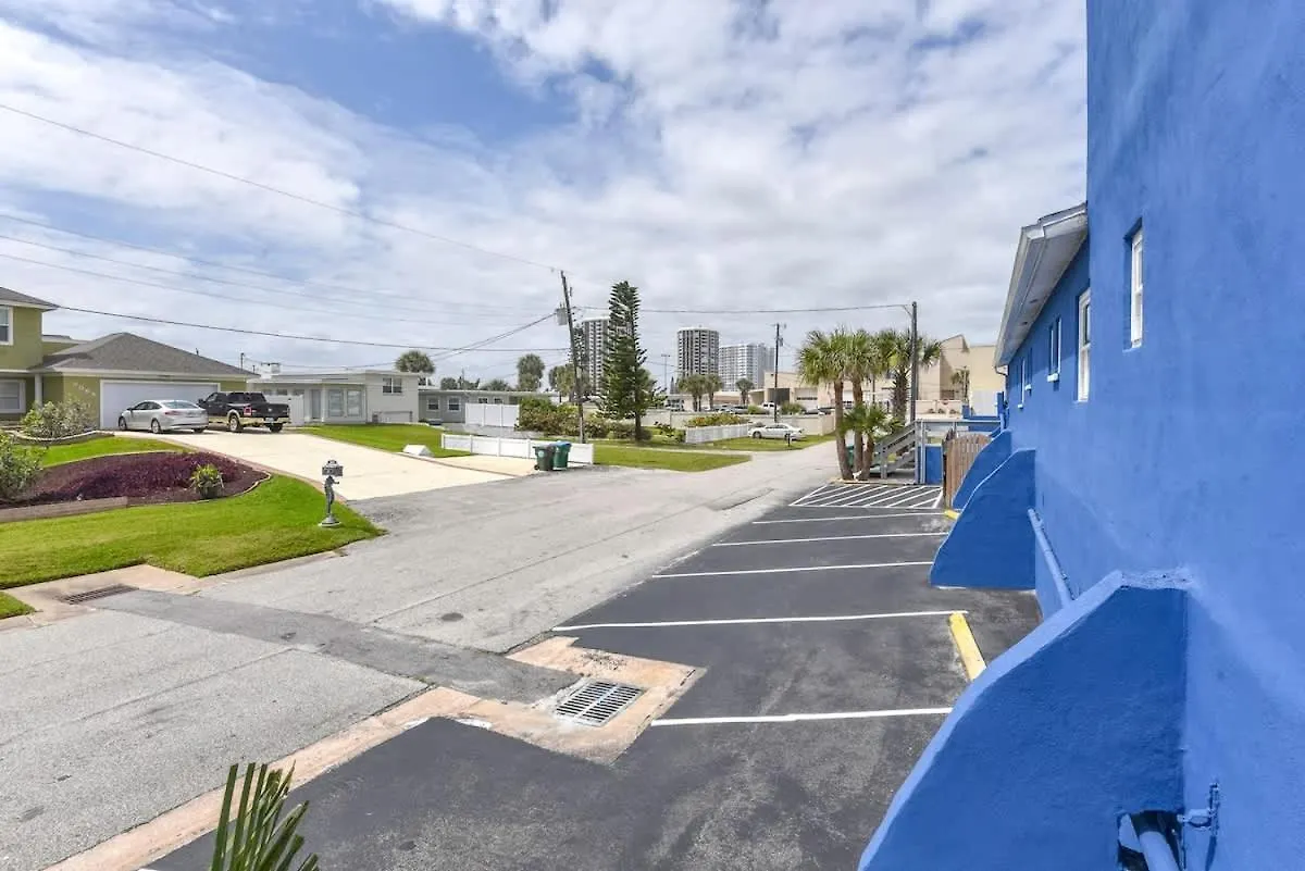 Modern King Suite Steps To Daytona Beach Appartement